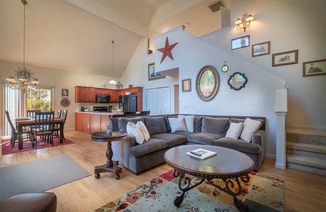 Heart of Wine Country - Close to Tasting Rooms and Vineyards
