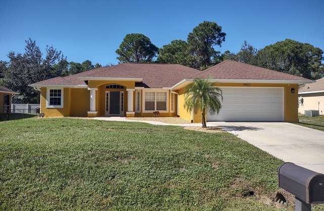 Heated Pool w/3 Bedroom, 2 and a Half Bath Home