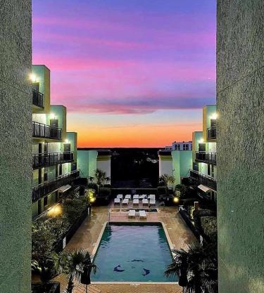 Heated Pools, Heated lazy river, 3 hot tubs-Privately owned Oceanfront renovated condo on 12th floor