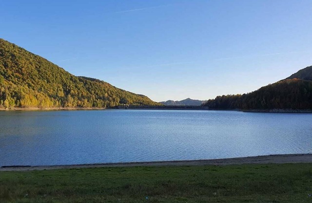 Heaven on Earth Luxury Lake House & Glamping