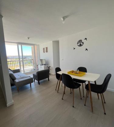 Hermoso departamento con 3 dormitorios y estacionamiento
