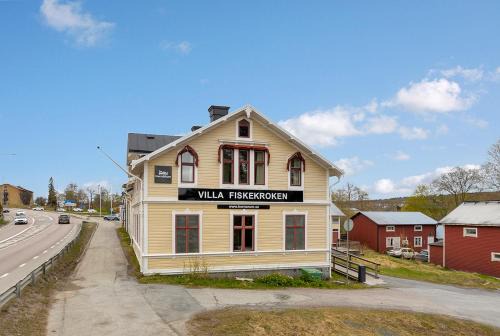 HernöRum Fiskekroken - Centralt och nära E4