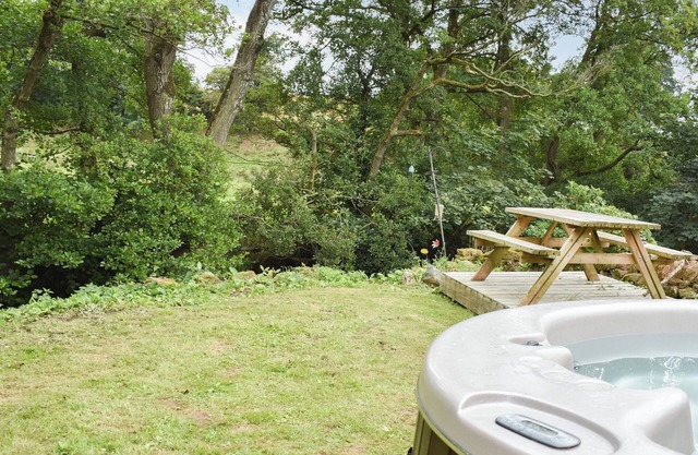 Heron Cottage-UK32944