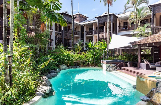 Hibiscus Resort & Spa