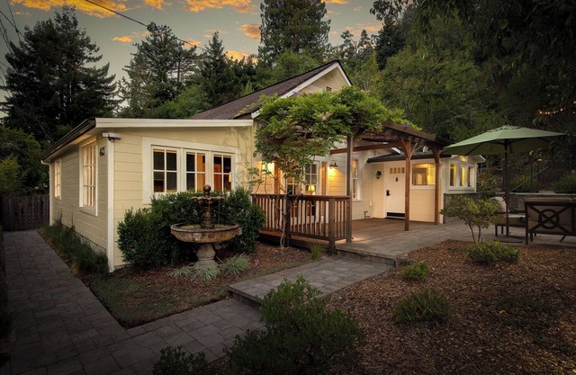 Hidden Gem ~ Charming Craftsman in Freestone