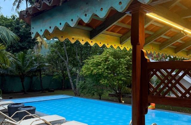 hide inn unawatuna
