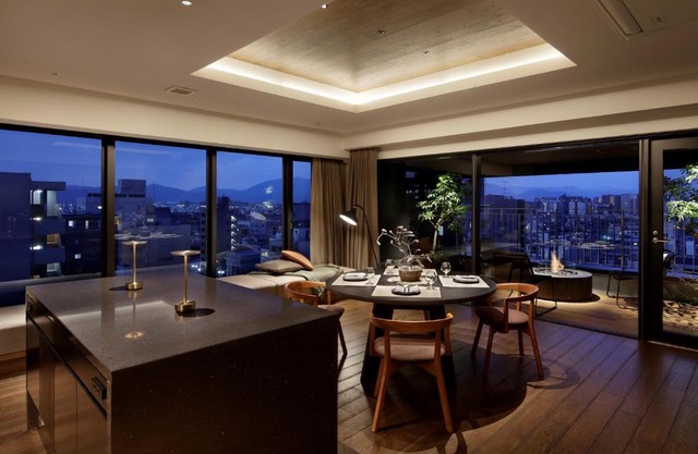 HIDEOUT
