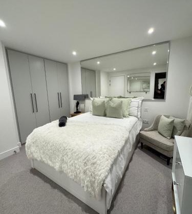 High Deluxe Standard flat for 6 people in the heart of London