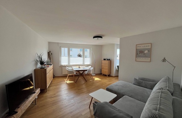 High-quality living close to the city center at Ringpark. Fortress view. Residence 400 m.