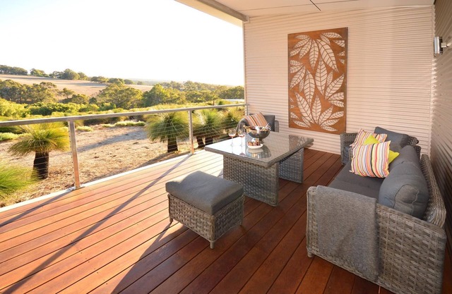 Highview - luxurious romantic rural getaway