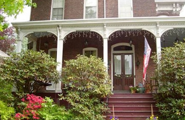 Hillard House Inn