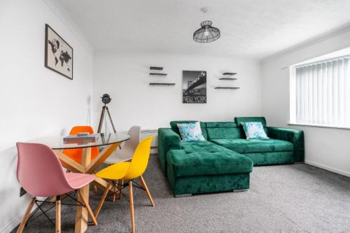 Hillcrest Apartments