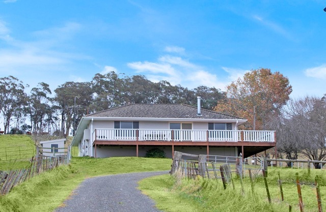 Hillside Farm – Rural getaway on 100 acres of sweeping farmland