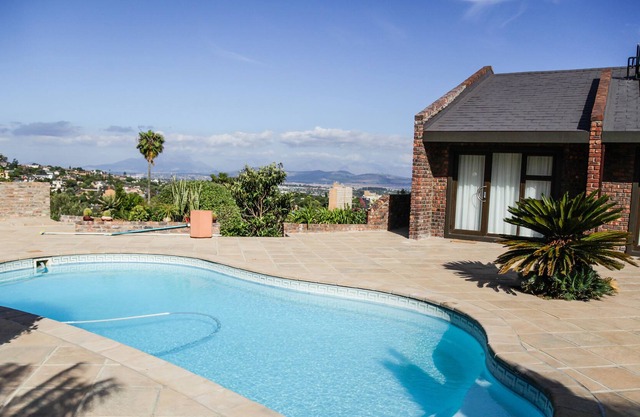 Hilltop Guesthouse