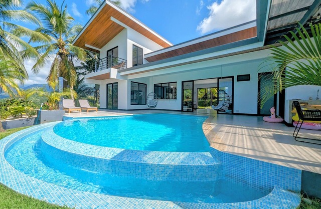 Hilltop Villa with Amazing Ocean and Jungle Views