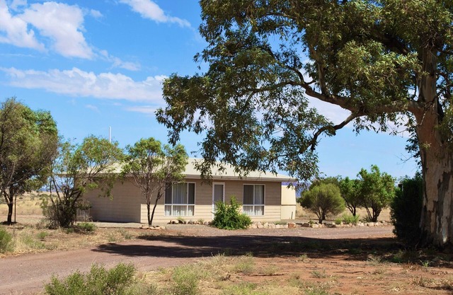 Hillview Cottage