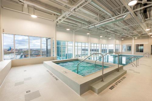 Hilton Niagara Falls/Fallsview Hotel and Suites