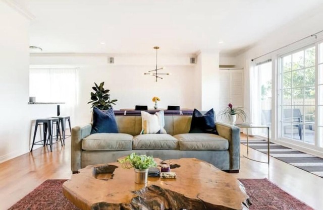 Hip Silver Lake Escape with Sweeping Terrace View