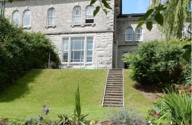 Historic 4 bedroom Lake District house with stunning views