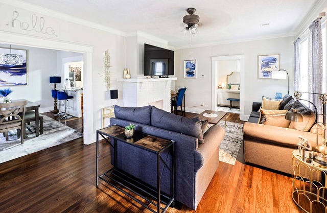Historic Hideaway w/Yard Minutes to Downtown
