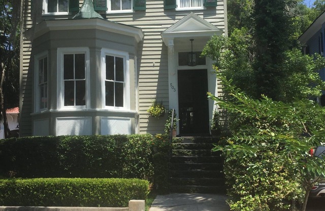 Historic home centrally located on The Point in Beaufort's Historic District