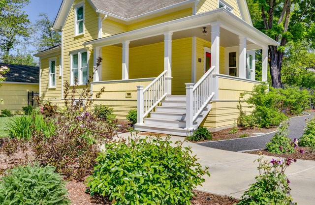 Historic Home Near Downtown Salem: Walk to Capitol