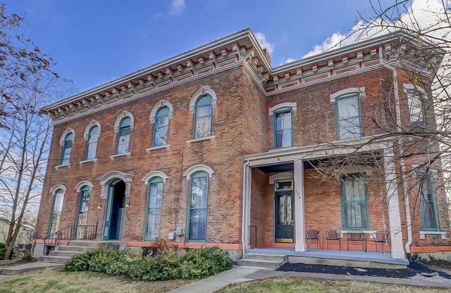 Historic Home w/Pool & Hot Tub/Walk to Main St!