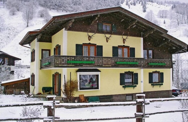 Holiday Home on Großglockner Alpine Road