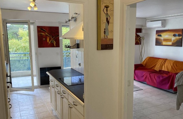 Holiday apartment Cannes la Bocca for 1 - 4 persons with 2 bedrooms - Holiday apartment in one or mu