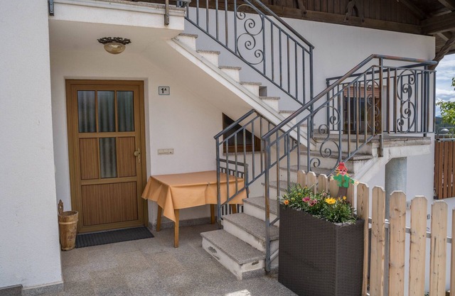Holiday apartment "Greif - A" with Wi-Fi, Balcony and View Over the Landscape
