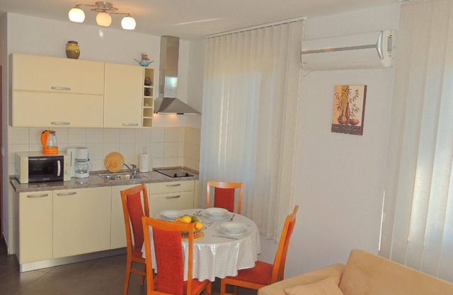 Holiday apartment Malinska for 1 - 4 persons with 1 bedroom - Holiday apartment