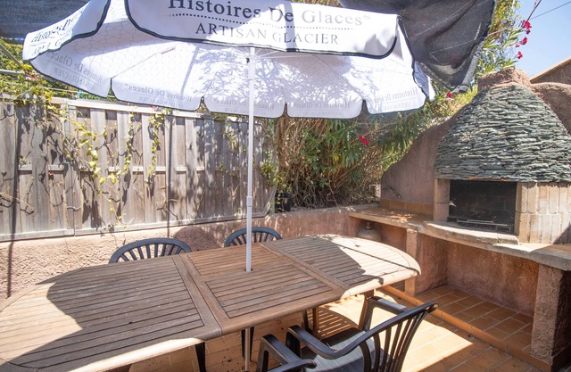 Holiday Apartment "T3 Zini" with Sea View, 2 Private Terraces & A/C