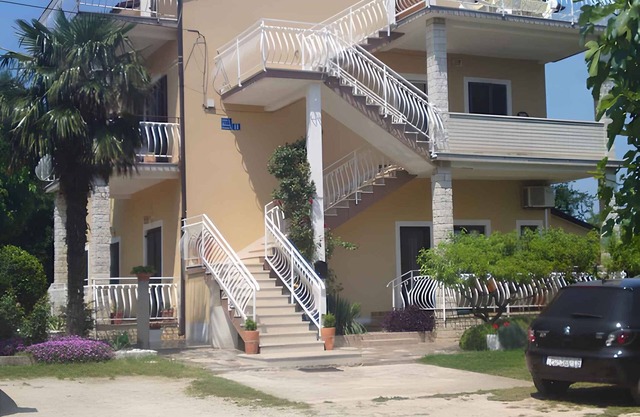 Holiday apartment with air conditioning