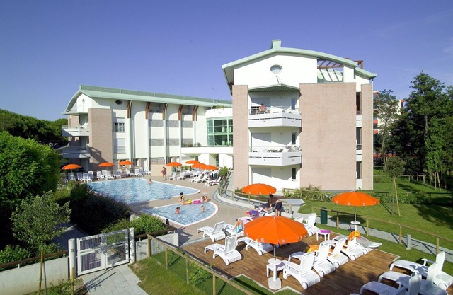 Holiday apartment with balcony and air conditioning