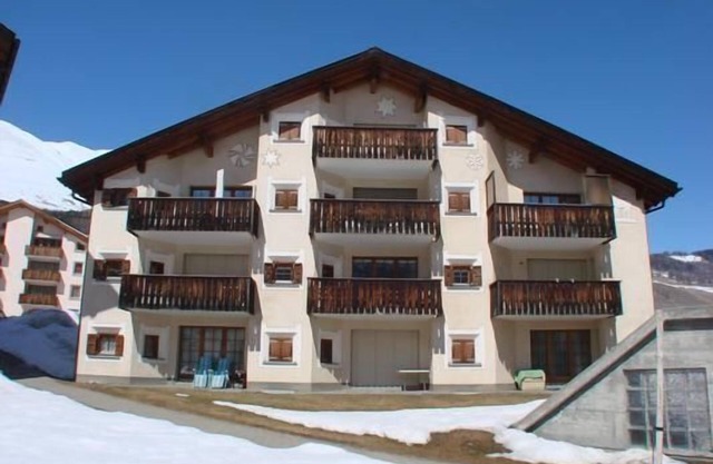 Holiday apartment Zuoz for 1 - 2 persons - Holiday apartment in one or multi-family house