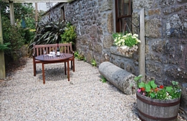 Holiday Cottages in Lamorna