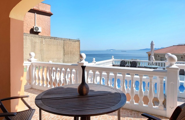 Holiday Home 'Agradable Casa Con Piscina' with Sea View, Private Pool and Wi-Fi