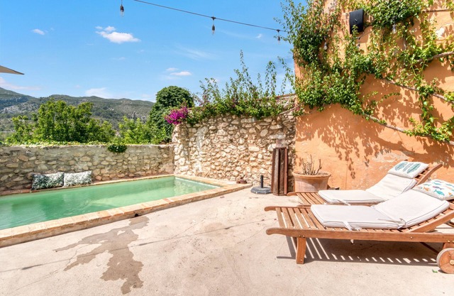 Holiday Home 'Calapasita26' with Pool, Mountain View and Wi-Fi