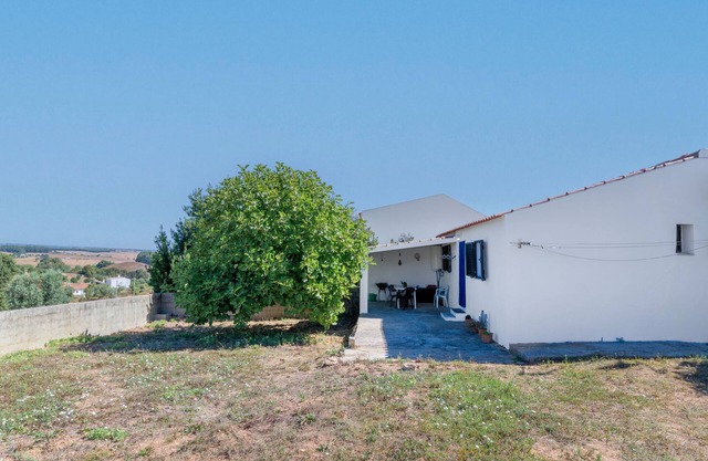 Holiday Home 'Costa Vicentina' with Private Terrace, Private Garden and Wi-Fi