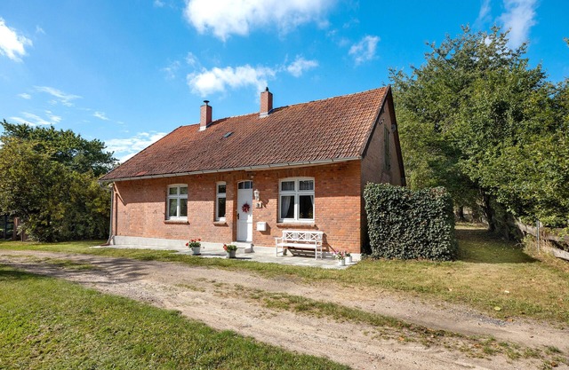Holiday Home 'Feldblick' with Private Terrace, Private Garden and Wi-Fi