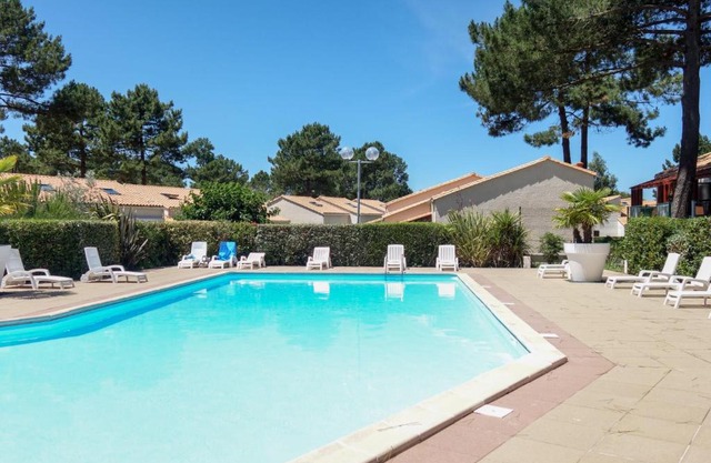 Holiday Home Hameau de Talaris-3 by Interhome