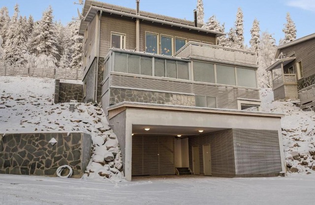 Holiday Home Holy peak by Interhome