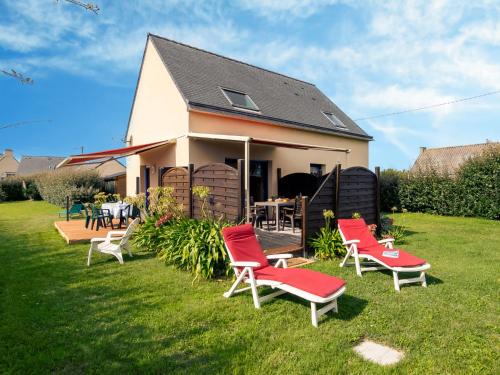 Holiday Home L'Echo des Vagues - KER217 by Interhome