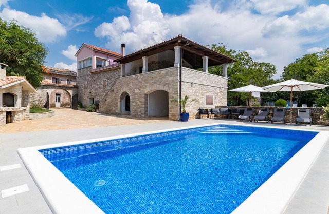 Holiday Home Lastavica - PZN213