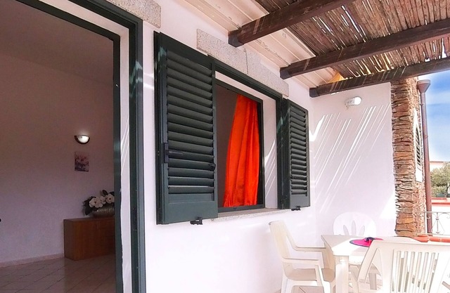Holiday Home 'Limpiddu 4' with Mountain View, Shared Garden and Balcony