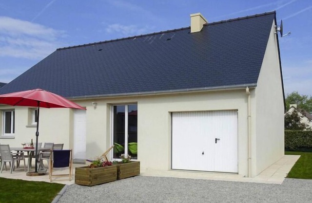 Holiday home near the sea, Gouville sur Mer