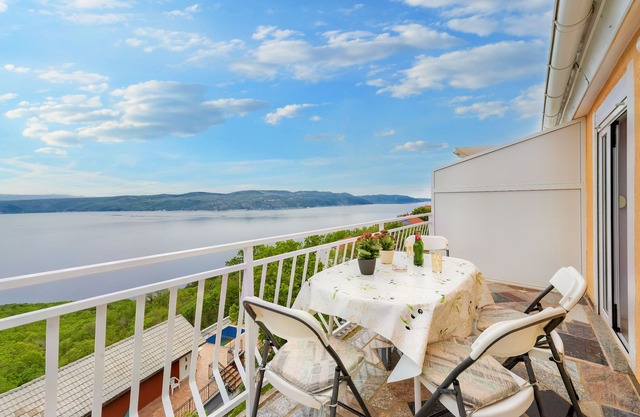 Holiday Home Vesna with a dream view