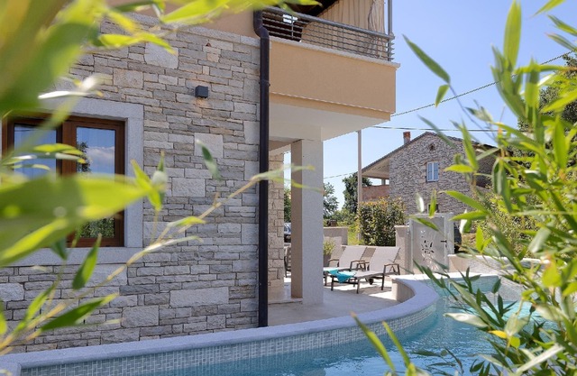 Holiday house Barban for 1 - 6 persons with 3 bedrooms - Holiday home