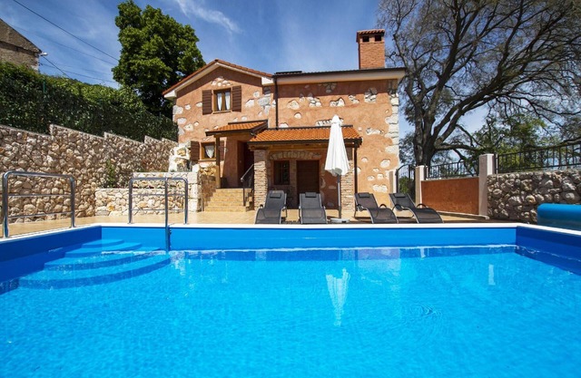 Holiday house Brsec for 1 - 8 persons with 3 bedrooms - Row house