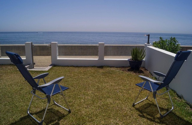 Holiday house Estepona for 1 - 6 persons with 3 bedrooms - Row house